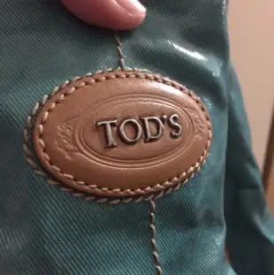 [二手精品包]Tod's g-bag湖水綠色 肩背包 漆皮防水