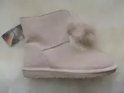 NEW IN BOX Bearpaw Libby Blush Suede Sheepskin Water Resistant Pom Pom Boots 11