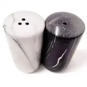 Vintage Salt and Pepper Shakers Set with Sz_One Size_Black/White