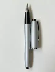 *BRAND NEW* Parker Urban Fast Track Silver CT Fountain Pen (F)