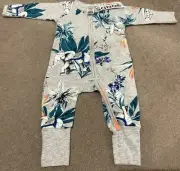Bonds BNWT 2018 Grey Elephants Zippy - Size 000 (0-3 Months)