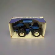 Ertl 1/32 Scale Ford New Holland Versatile 9682 Dual Wheel Tractor NIB