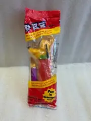 Goofy PEZ Candy dispenser - Disney - Red - New in Package