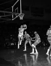 Al Bianchi Of The Syracuse Nationals Shoots 1960S Old Basketball Photo 21