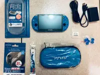 在飛比找Yahoo!奇摩拍賣優惠-絕版PSV 2000主機深藍+硬殼+香菇頭+新螢幕玻璃貼+初