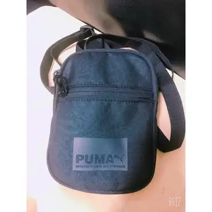 PUMA-男女Evolution側背包-黑色