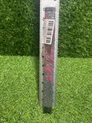 Scotty Cameron Custom Shop Medium Putter Paddle Grip with Pink Lettering