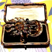 Vintage Style Golden Sun & Moon Brooch Badges Sparkly Unique Pin Buckles Ladies