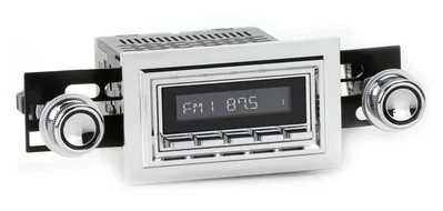 RetroRadio for 1961-63 Oldsmobile Cutlass/F85 LAC-M1-121-08-77