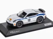 1:43 SPARK 2023 PORSCHE 911 992 Dakar #19 1974 Rallye design LIM. DEALER EDITION
