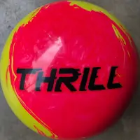 在飛比找蝦皮購物優惠-全新美國進口Motiv品牌THRILL保齡球玩家熱愛品牌保齡