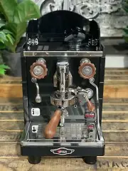 WEGA MININOVA CLASSIC 1 GROUP BRAND NEW BLACK & WOODEN ESPRESSO COFFEE MACHINE
