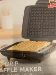 Dash Deluxe No-Drip Waffle Iron Maker Machine 1200W Hash Browns Non-Stick