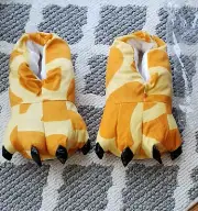 Giraffe Slippers Mens 8-9 Ladies 9-10 Fast Ship! New! Nice Gift! Cosplay!