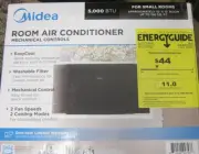 NEW - MIDEA MAW05M1WBL 5000BTU ROOM AIR CONDITIONER - FREE SHIPPING