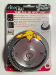 RITELITE WIRELESS LED PUCK LIGHT SILVER - FOR UNDER CABINET, CLOSET & SHELFS NIP