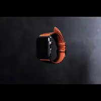 在飛比找momo購物網優惠-【UNIC】UNIC經典皮革錶帶/ Apple watch 