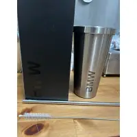 在飛比找蝦皮購物優惠-BMW原廠 不鏽鋼水杯，500cc 附一隻不鏽鋼吸管及清潔刷