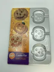 Wilton Jack-O-Lantern Cookie Treat On Stick Pan 2007(2105-8100) Pumpkin