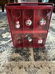 Pier 1 Imports Set of 6 Christmas Wine Glass Charms , Glass Figures NIB HK#6
