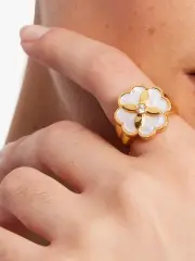 Heritage Bloom Signet Ring