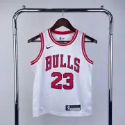 NEW MICHAEL JORDAN #23 1997 YOUTH S CHICAGO BULLS JERSEY BASKETBALL