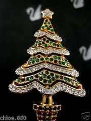 SIGNED SWAROVSKI PAVE' CRYSTAL 2000 CHRISTMAS TREE PIN PIN~ BROOCH RETIRED NEW