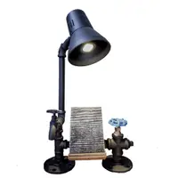 在飛比找蝦皮商城優惠-【曙】水管個性黑漆書架桌燈 造型檯燈 Loft 工業風 商店