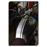 在飛比找蝦皮購物優惠-【無名彩貼-1348】HONDA CB350 油箱拉線貼 -