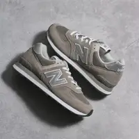 在飛比找PChome24h購物優惠-NEW BALANCE 休閒鞋 574 NB 元祖灰 麂皮 