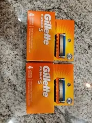 Sealed Gillette Fusion 5 Razor Blade Refills 2 Packs (8) Cartridges Total Shave