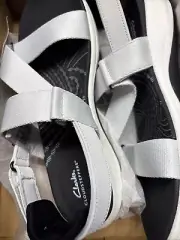 Clarks Cloudsteppers Women's Gray Elastic Strap Slingback Sandal Size 10M