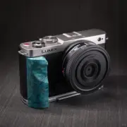 Stable Wood L Handle Hand Grip +Aluminum Baseplate For Panasonic lumix S9 Camera