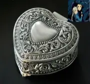 SANKYO TIN ALLOY HEART MUSIC BOX : HOWLS MOVING CASTLE ( HAVE VIDEO )