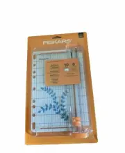 Fiskars SureCut Card Making Paper Trimmer 9" 5446