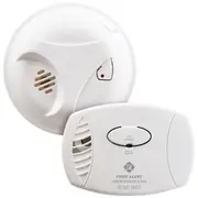 First Alert 1039879 Smoke (SA303) &amp; Carbon Monoxide (CO400) Detector Combo Pack