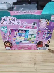 Gabby’s Dollhouse Meow-mazing Game 2-4 Players (4+) NEW
