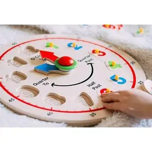 <現貨免等>德國Hape愛傑卡木製玩具-歡樂時鐘積木Happy Hour Clock (9.3折)