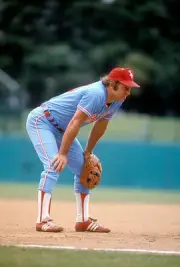 Third Baseman Ron Santo Chicago White Sox swings hands on knees i- 1974 Photo
