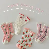 在飛比找ETMall東森購物網優惠-公主風春季可愛花朵條紋兒童襪子