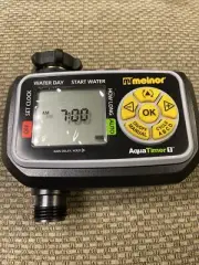 Melnor AquaTimer 1 Zone Automatic One Outlet Water Timer Digital LCD Screen