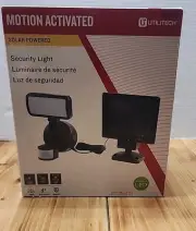 Utilitech Security Light 350-Lumen Integrated LED Motion-Activate Black Solar