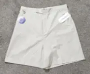 Women's "Field Gear" Oyster Colored High Rise Golf Shorts; Size 12