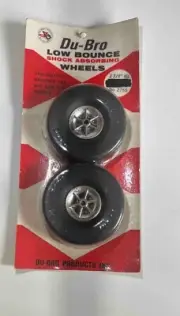 NEW Du Bro 2 3/4" inch (2.75) Low Bounce Wheels - New in Pack RC Model Aircraft