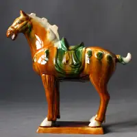 在飛比找樂天市場購物網優惠-hz禮品駿馬陶瓷對象擺件馬擺件唐三彩家居工藝馬到成功