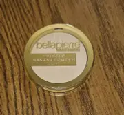 BellaPierre Cosmetics Pressed Banana Powder In Light 0.28oz/8g BNIB