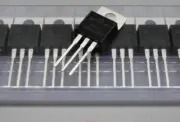 10pcs MC7812CT MC7812CTG TO-220 100% Original