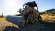 Fencing Mesh Unroller - Towball mount, unroll 1200mm sheets of mesh fencing