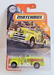 Matchbox 2020 # 46/100 MBX Rescue Seagrave Fire Engine Neon Yellow