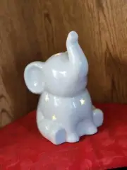 2885. NEW LILA & JACK ELEPHANT NIGHT LIGHT CORDLESS CERAMIC WHITE OR GRAY